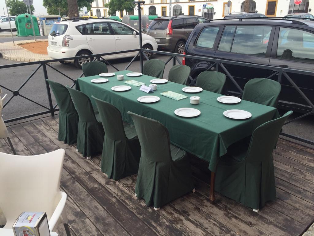 Hotel Sandra Alcala de Guadaira Bagian luar foto